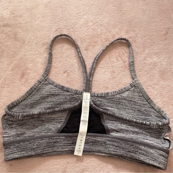 Lululemon sport bra size 6 - Picture 7 of 7